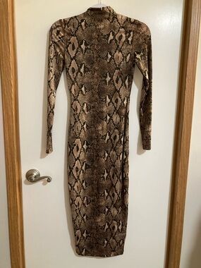 Fashion Nova Brown Snake Print Long Sleeve Bodycon Midi Dress